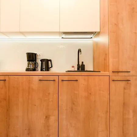 아파트 Colorful Fusion - Modern 1br Near Romexpo Center