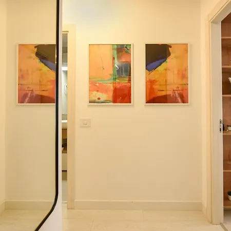 Colorful Fusion - Modern Apt At Romexpo Bukarest