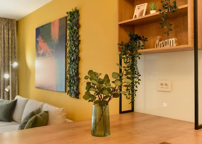 Apartament Colorful Fusion - Modern 1br Near Romexpo Center *