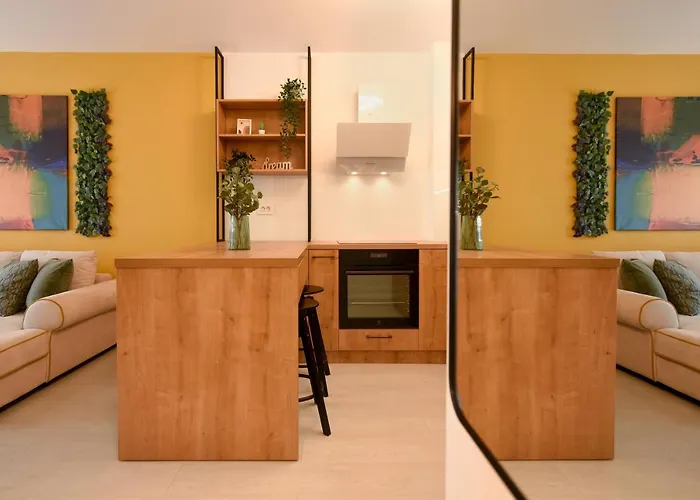 Colorful Fusion - Modern 1br Near Romexpo Center Apartmán *