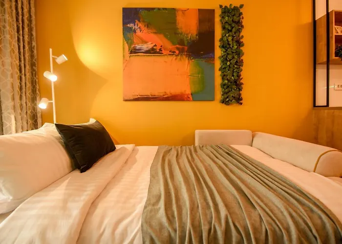 Colorful Fusion - Modern 1br Near Romexpo Center Apartmán *